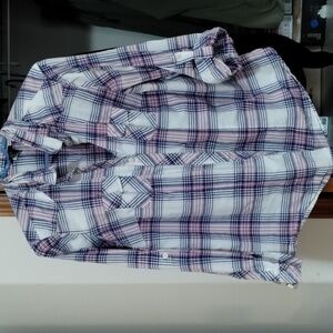 Torrid Size 1 cowgirl button up shirt with roll up long sleeves that button.